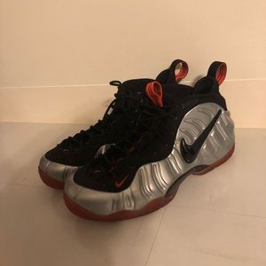 Nike Foamposites “Crimson”